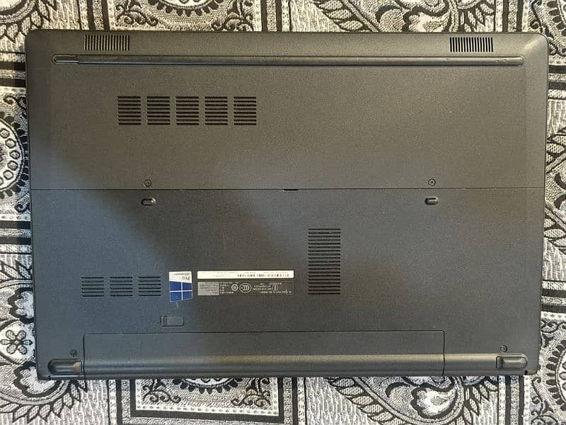 Dell latitude 3570 i3 g6100u 3