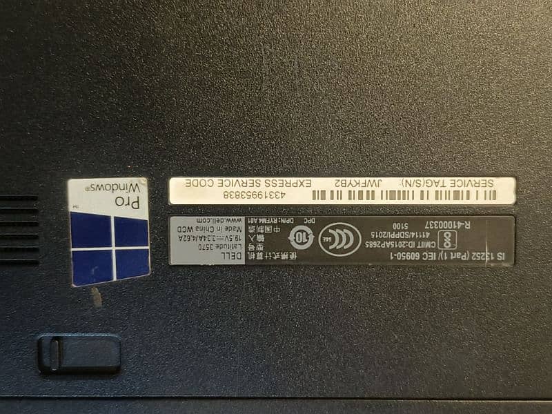 Dell latitude 3570 i3 g6100u 4