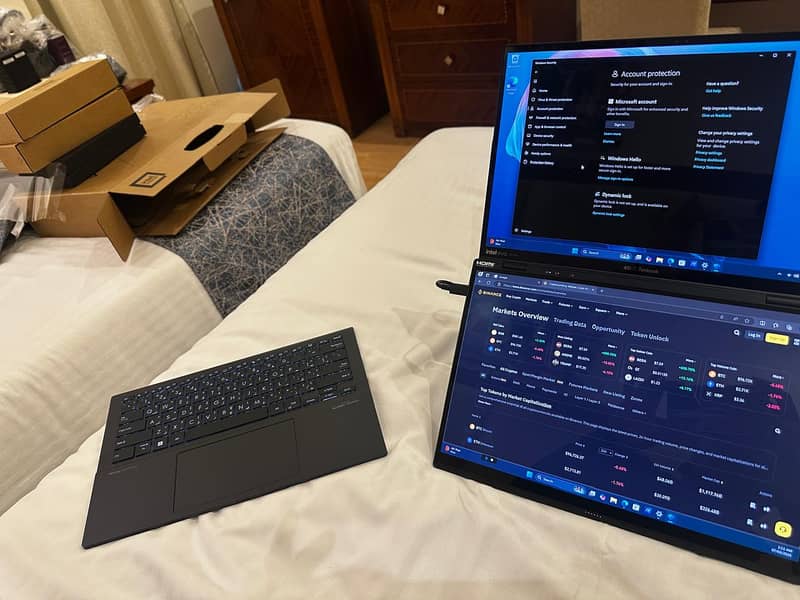 ASUS ZENBOOK DUO OLED UX8406MA-OLEDI7IG 10