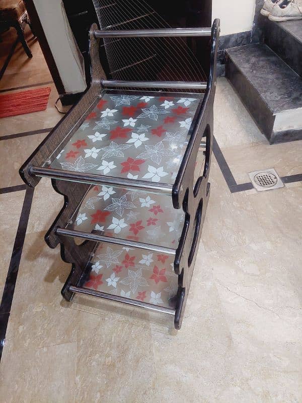 Serve Trolley in Good Condition 2