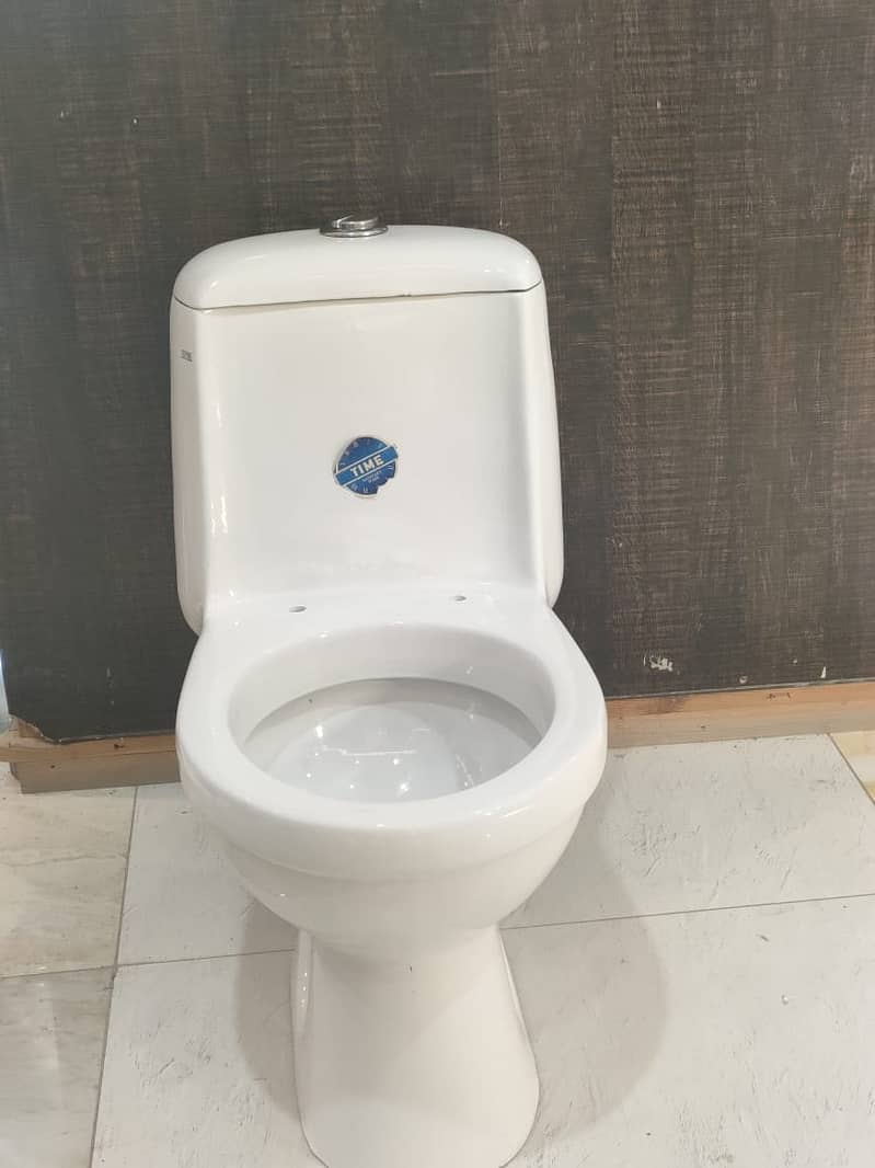 Toilet Commode ( Brand new ) 3