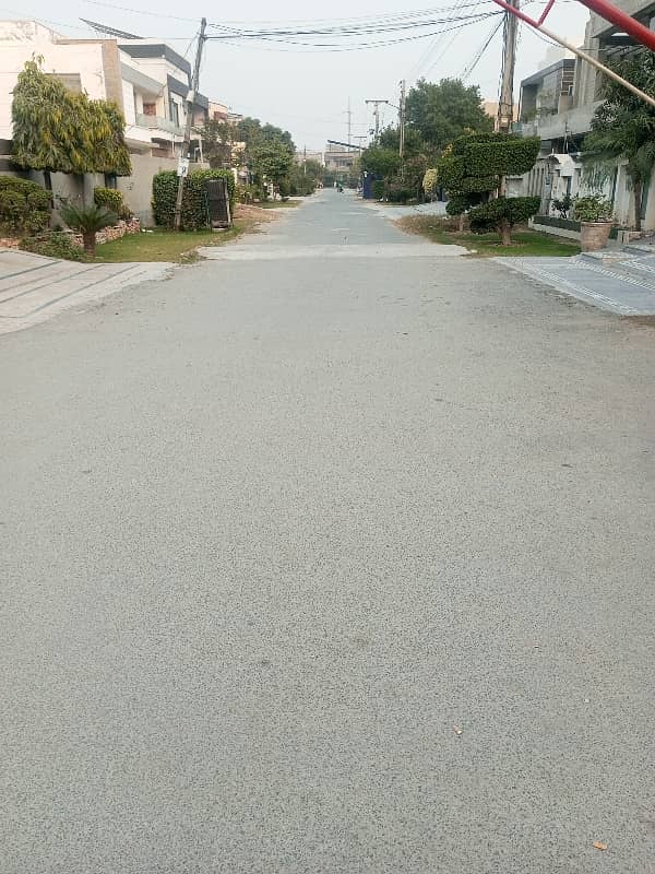 7 Marla Plot For Sale Nasheman Iqbal Phase 2 College Road Lahore 3