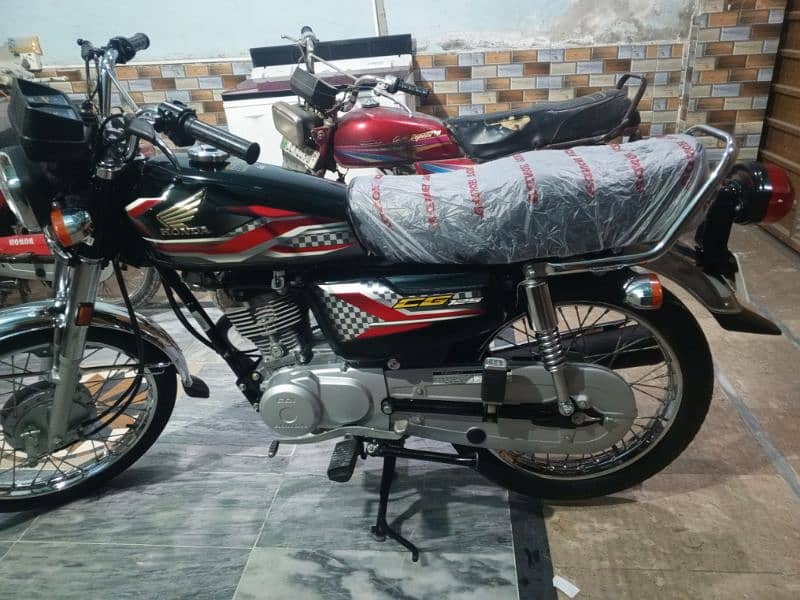 Honda 125 2024 August ma Liya ha 3