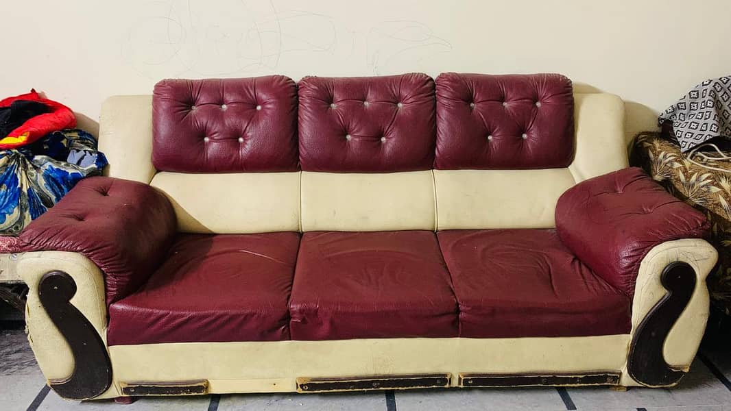 6 seater sofa set urgent sale 0