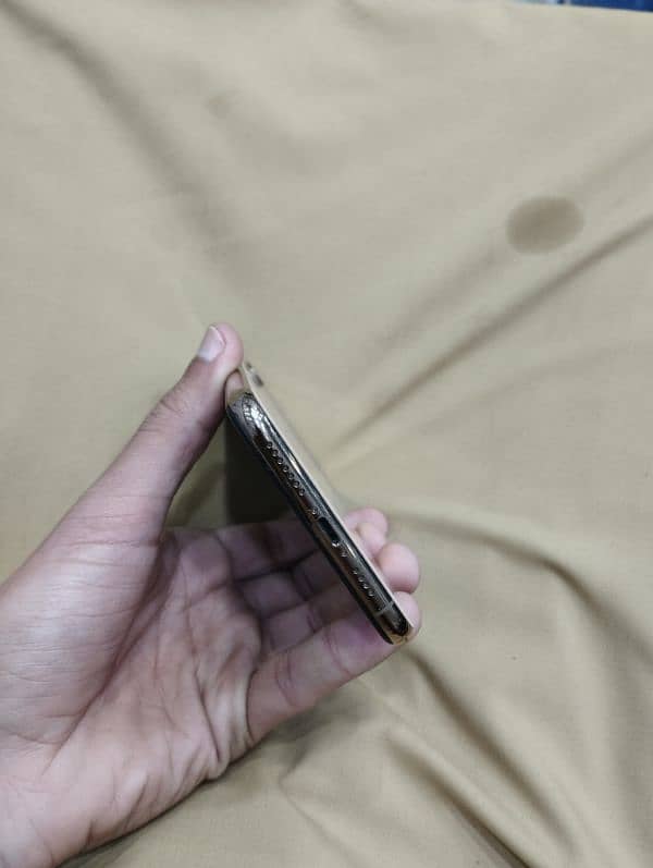 iPhone Xsmax 256GB Nonpta 81Health 1