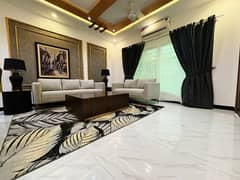 10 MARLA FULLY LUXURY FURNISHED GROUND PORTION AVAILABLE FOR RENT