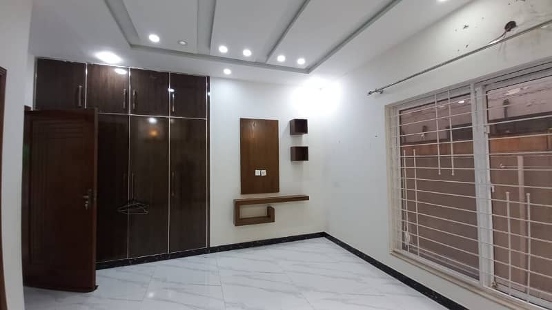 12 Marla Luxury House For Rent In Bahria Town Lahore Original Picture Attach 2