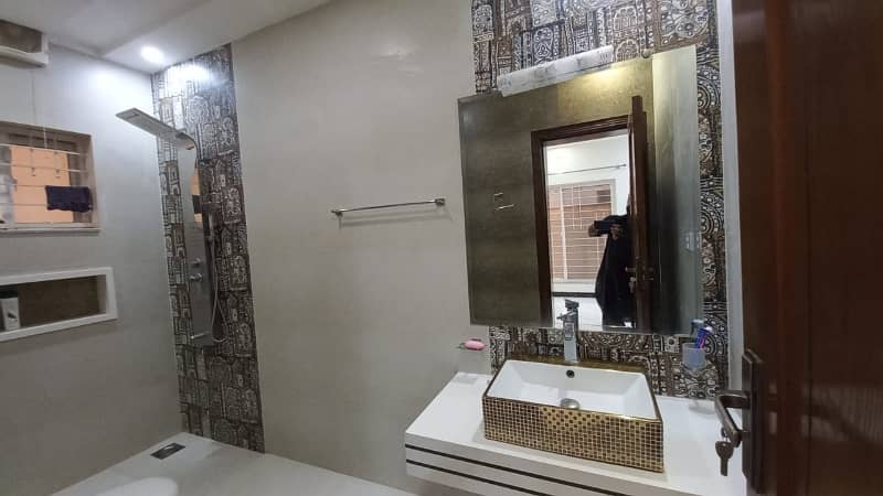 12 Marla Luxury House For Rent In Bahria Town Lahore Original Picture Attach 13