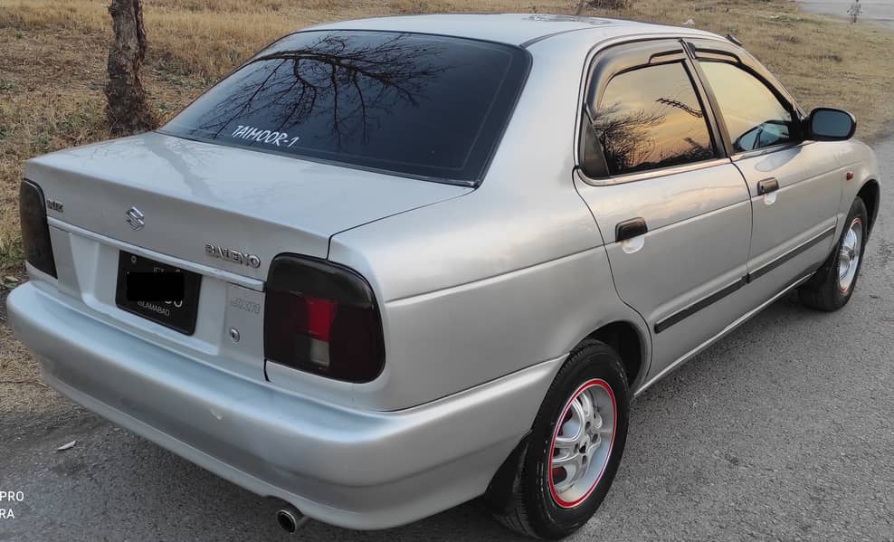 Suzuki Baleno 2004 Total Genuine Car 4