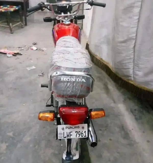 HONDA CD 70 CC Lahore Number 3