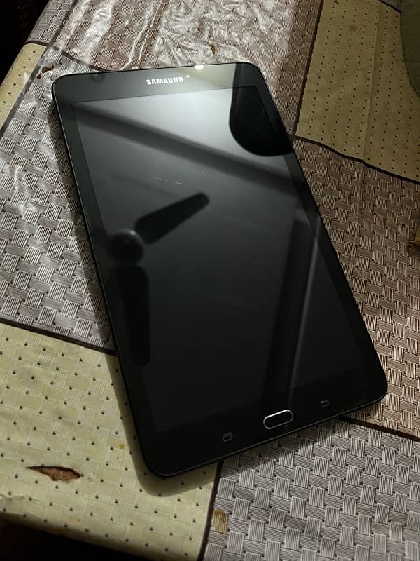 Samsung Tab e 8.0 | Tablet 1