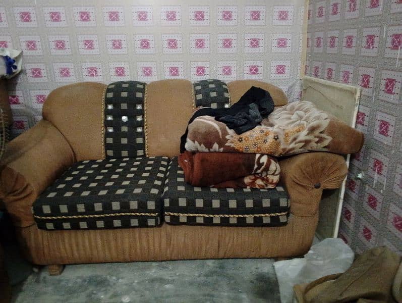 Sofa Set (6 Seater) 1