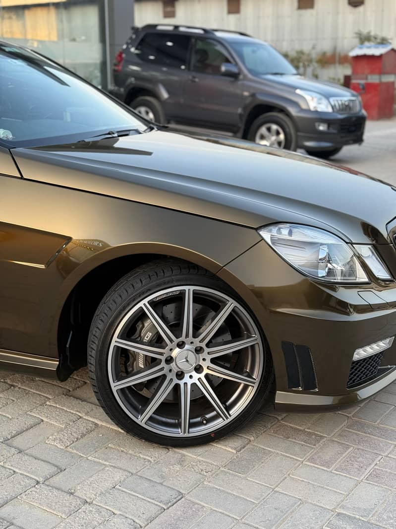 Mercedes E63  2009 6