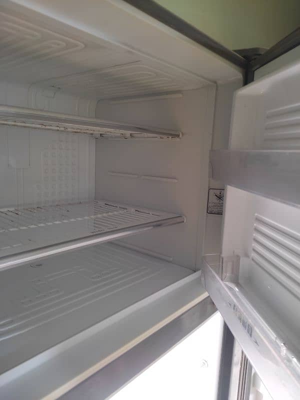 Dawlance Refrigerator for sale 3