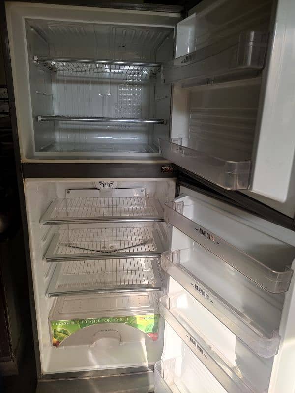 Dawlance Refrigerator for sale 4