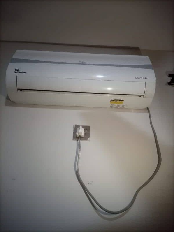 Haier Inverter 1 Ton 2023 model working like new 2