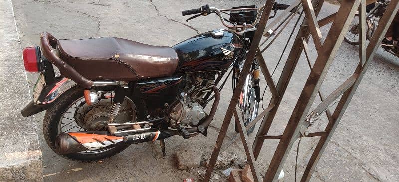 Honda CG125 (17/18 Model) Punjab No. 2