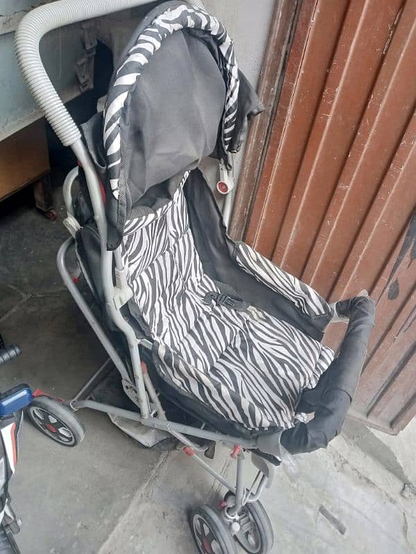 prams walkar 0