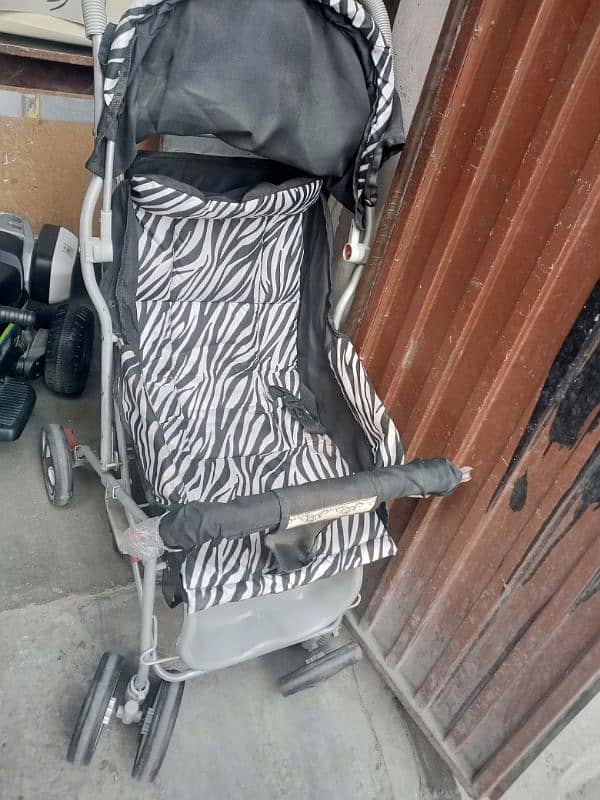 prams walkar 1