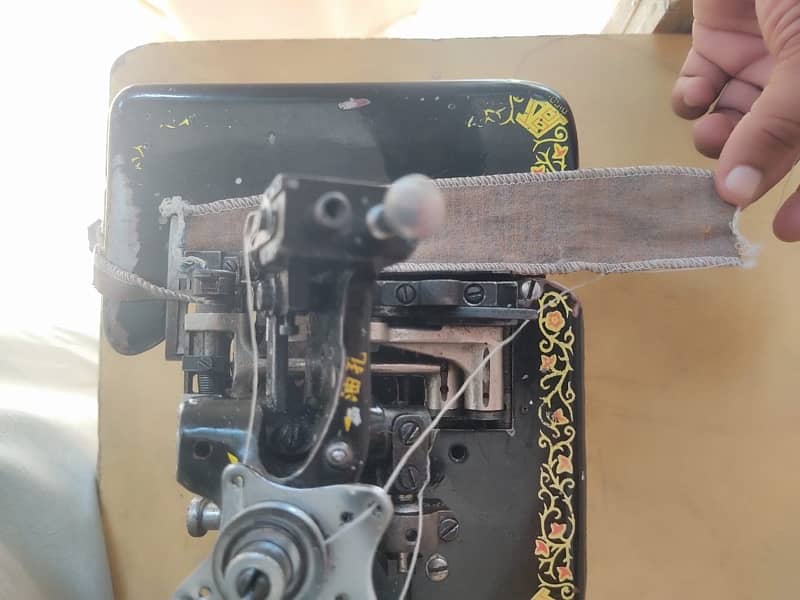 Indian Overlocker machine 1