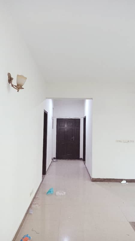 3 Bed Apartment Available For Rent In Askari 11 Sec-B Lahore 45