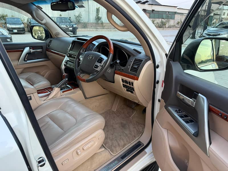 Toyota Land Cruiser ZX 2013 7