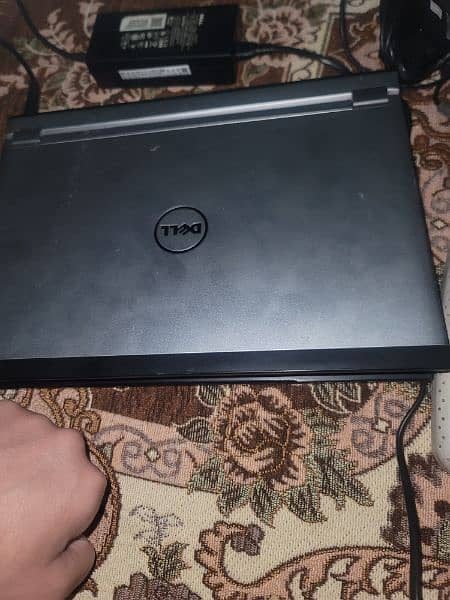 Dell LT3330 2