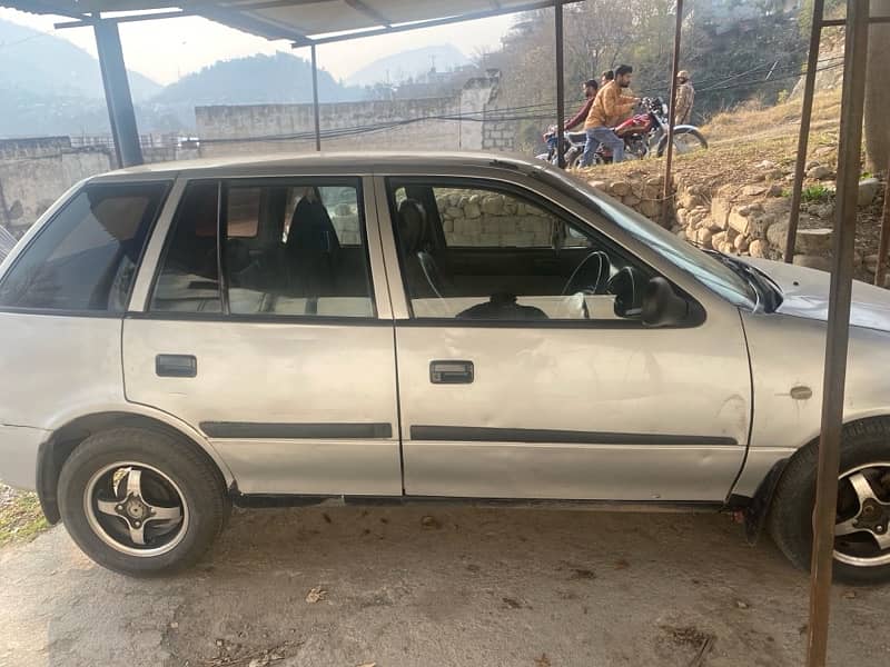 Suzuki Cultus 2003 4