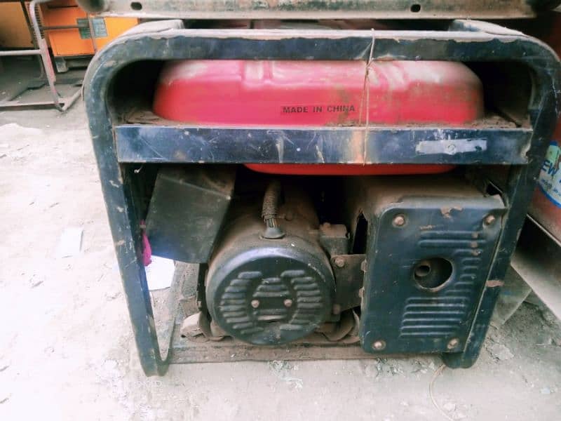 5KV GENERATOR 220V-240V/50Hz GASOLINE GENERATOR SET 1