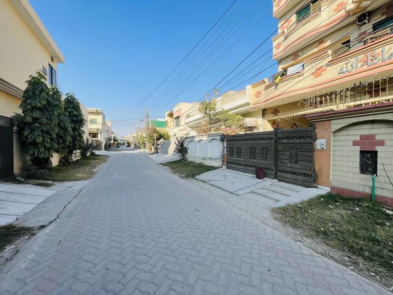 787 SQ FEET DOUBLE STOREY HOUSE IN MARGHZAR PRIME LOCATION 4