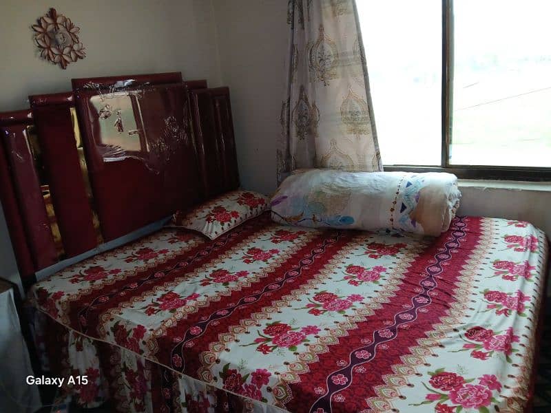 King size Iron bed with mattress etc 4