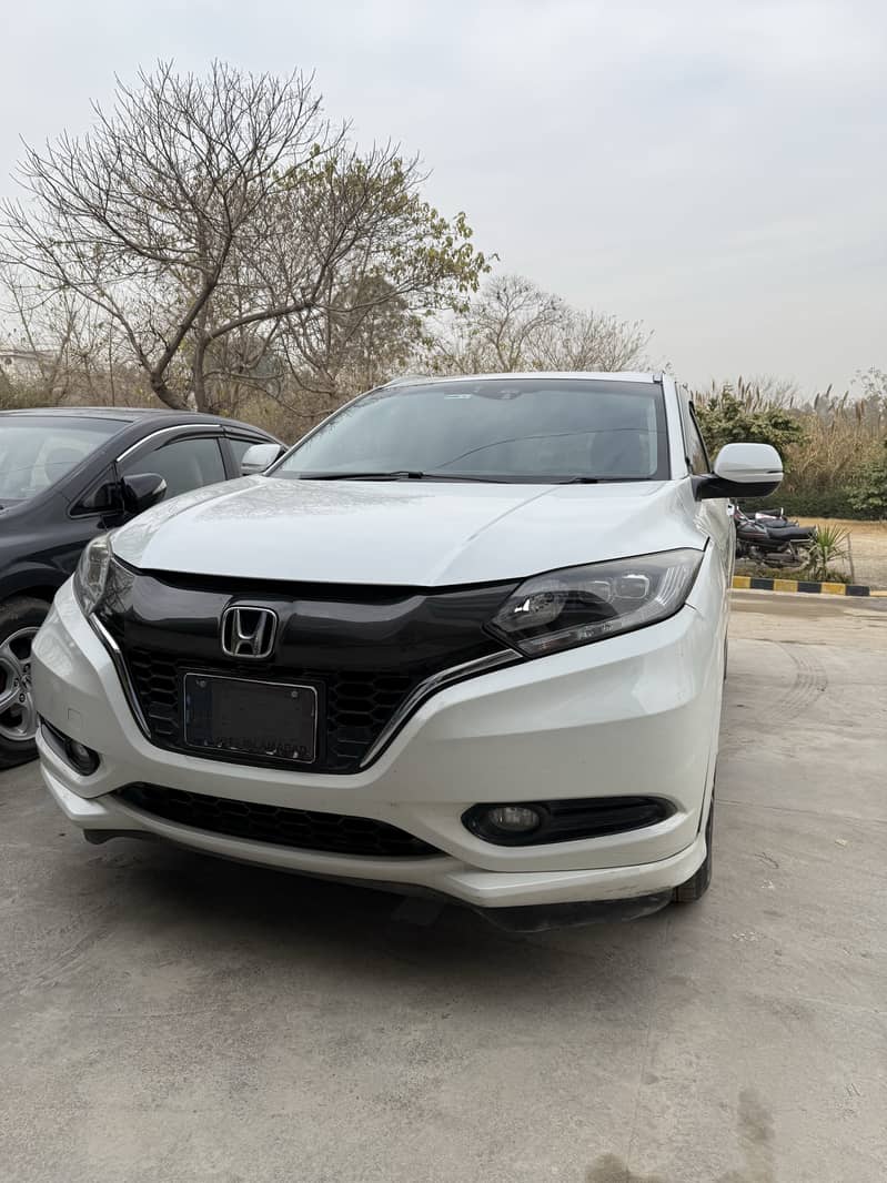 Honda Vezel Z Sensing 2015 1