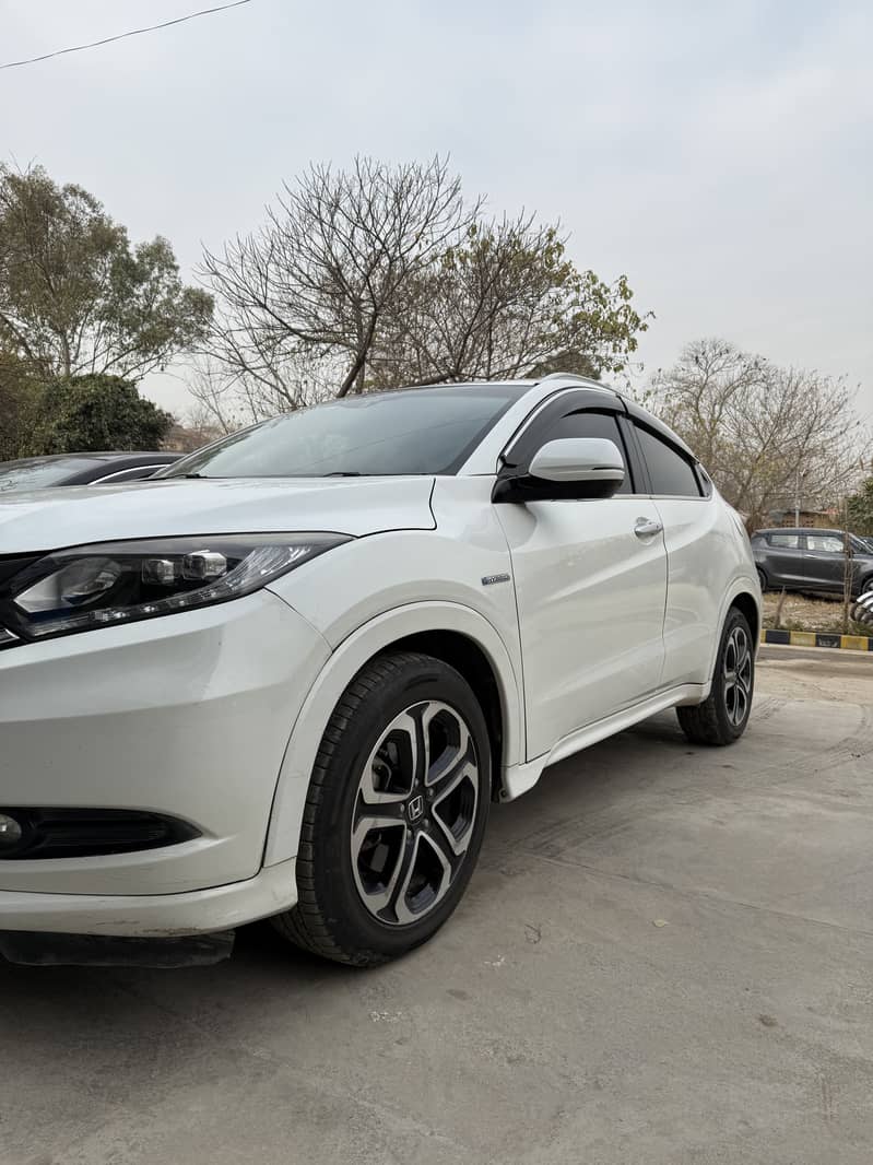 Honda Vezel Z Sensing 2015 2