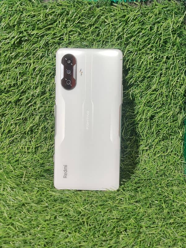 Redmi K-40 0