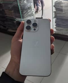 iphone 15 pro max Jv white