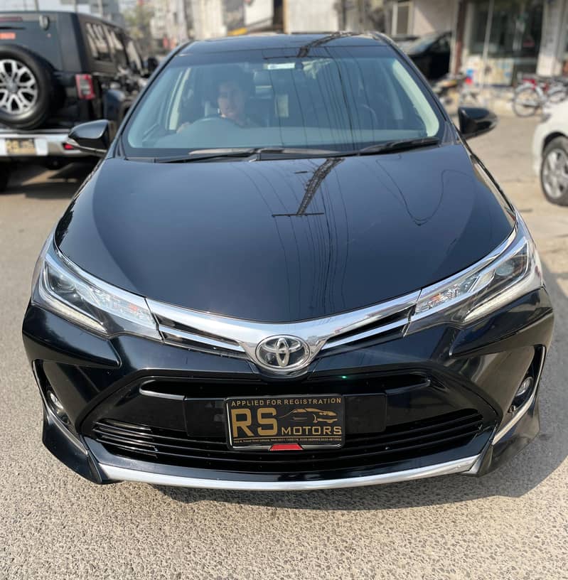 Toyota Altis Grande 2022 0