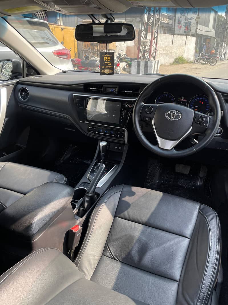 Toyota Altis Grande 2022 4