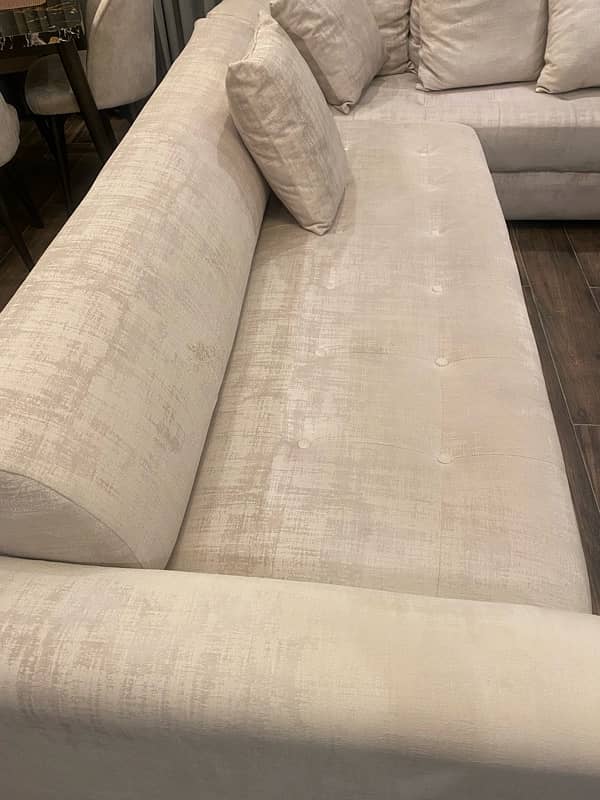 Luxury Designer L-Shaped White Suede Sofa with Dewan 18