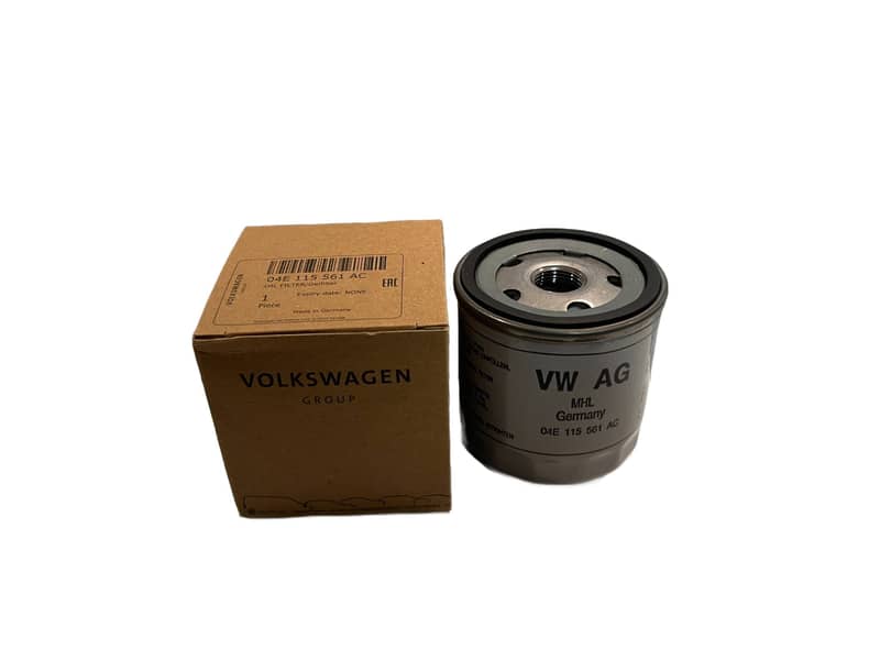 Audi Oil Filter 04E115561H - AUDI A4 OIL FILTER 1