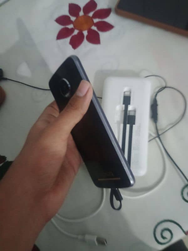 moto z force 3