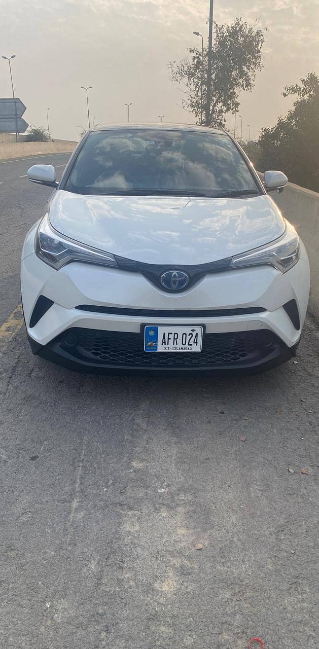 Toyota C-HR S-LED 2018 0