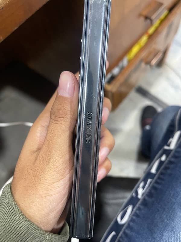 SAMSUNG GALAXY Z FOLD 4 1