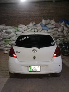 Toyota Vitz 2014