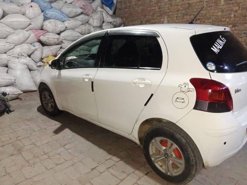 Toyota Vitz 2014 1