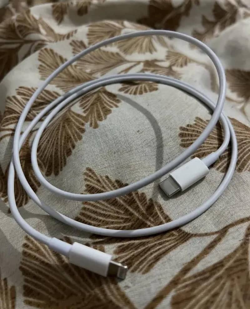 Iphone 13 Fast Charger With Cable 1