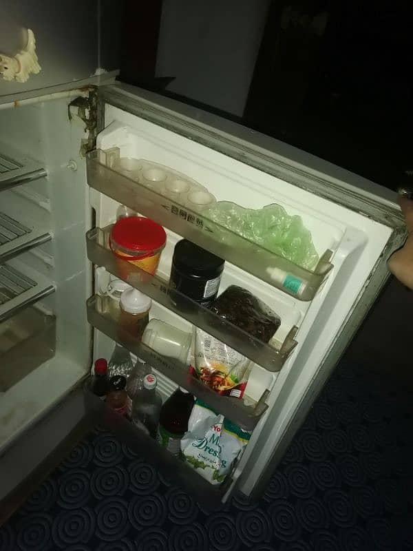 Dawlance Fridge 10