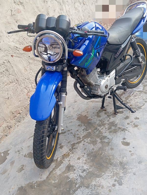 Yamaha ybr 125g 2