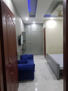 Fully Furnished Luxury Flat For Betchulars In Johar Town