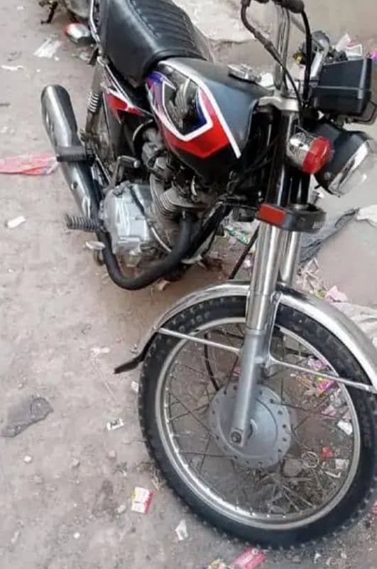 Honda CG 125 Nawabshah 2017 10/10 genuine first owner 115000/- 1