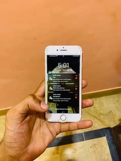 iphone 7 non-pta 32 GB 10 by 9 condition